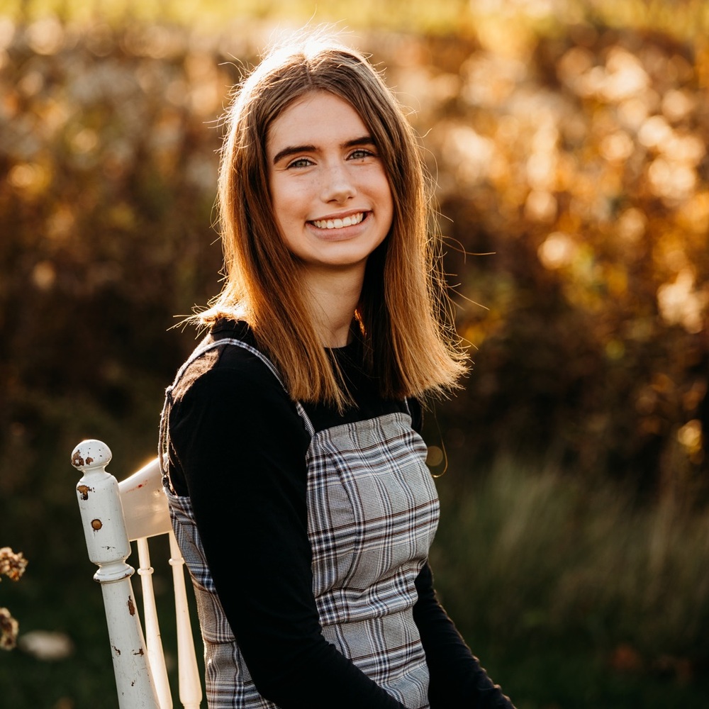 Meet your Posher, Isabel